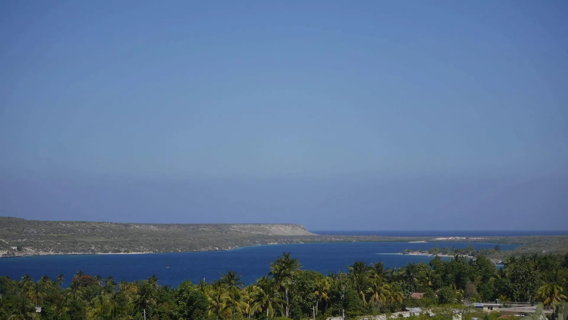 **  Boukan Guinguette Hotel Mole-Saint-Nicolas Haiti